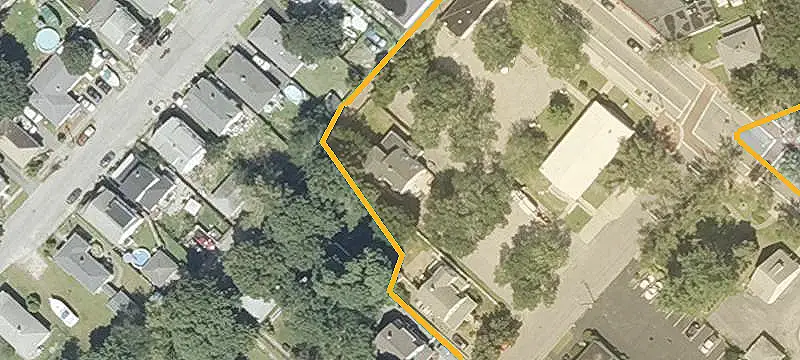 Two-Unit Duplex with Fenced Yard