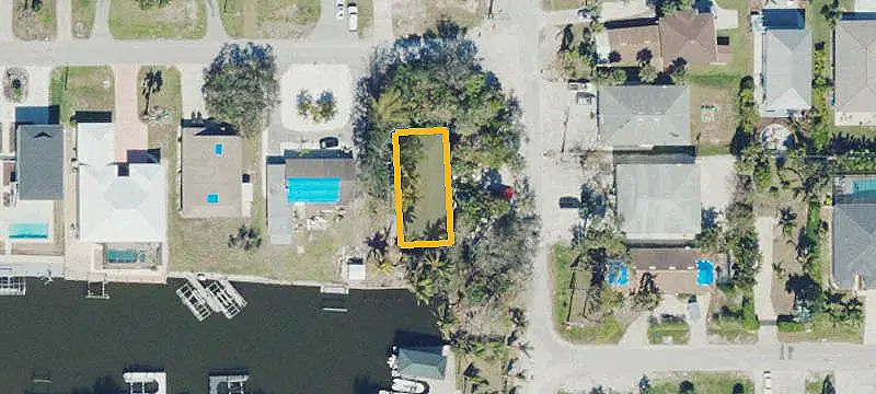 Renovated Gulf-Access Duplex