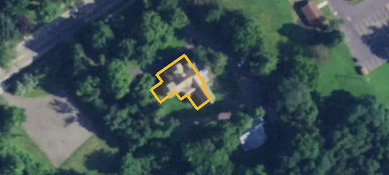 Quadplex With Detached Cottage