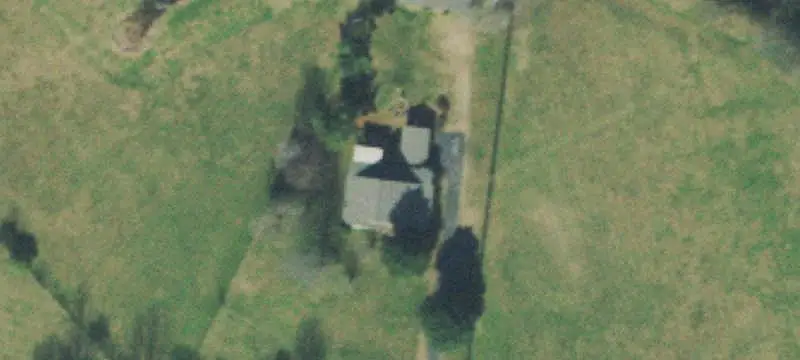 Riverfront Farm With Historic Barn