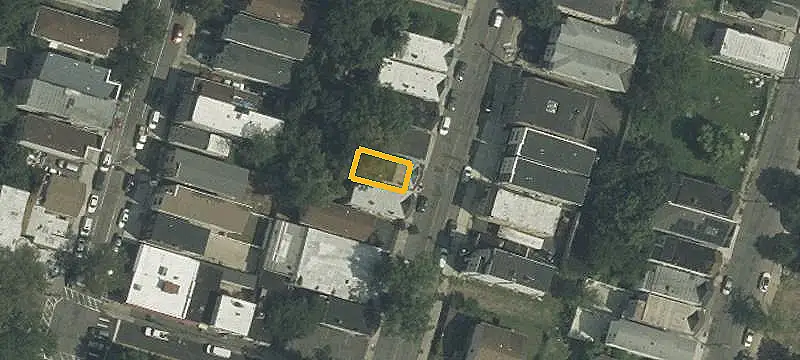 Gut-Renovated Duplex