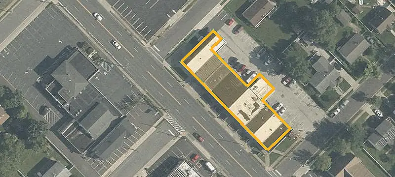 Standalone Mixed-Use Property