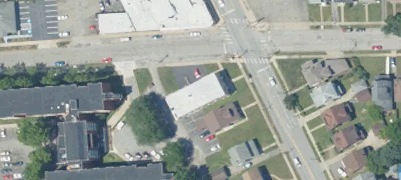 Nine-Unit Apartment Building
