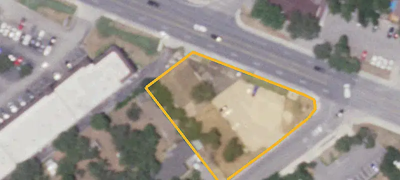 Freestanding Storefront Retail Property