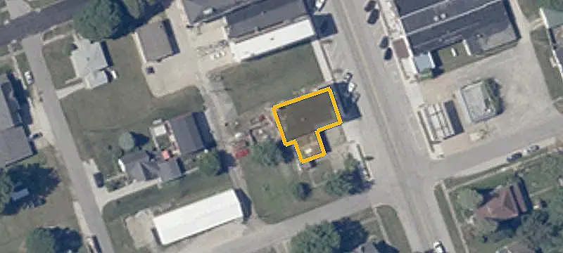 Mixed-Use Building with Dual Occupancy