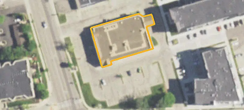 Commercial Land Near Retail Uses
