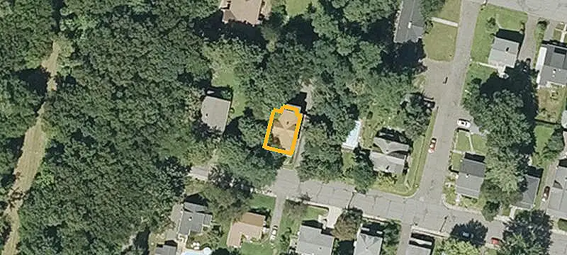 Three-Unit Triplex with Hardwood Floors