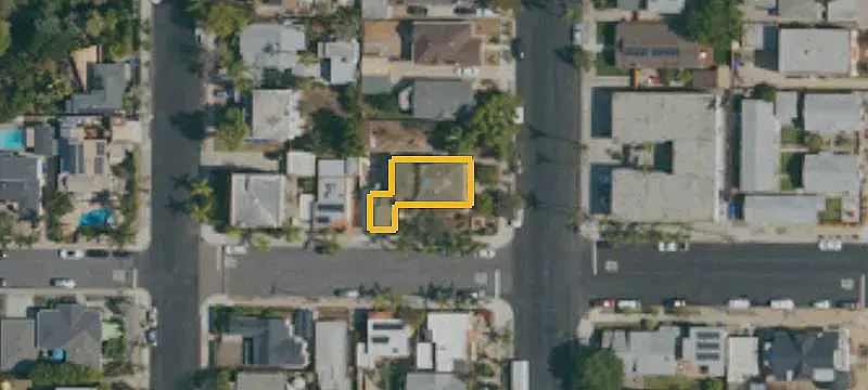 Renovated Two-Story 4-Plex