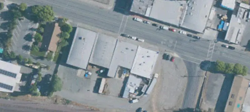 Three-Unit Flex Space