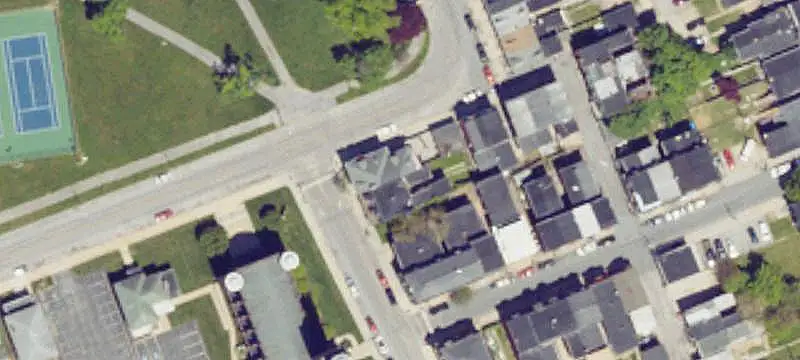 8-Unit Apartment Building