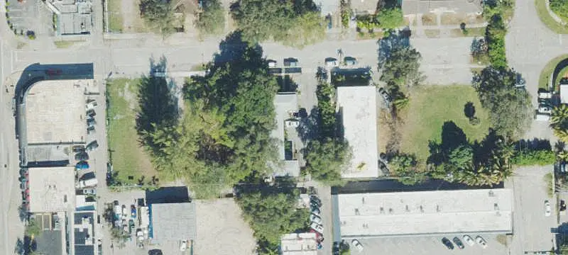 Commercial Land with 20-Unit Concept