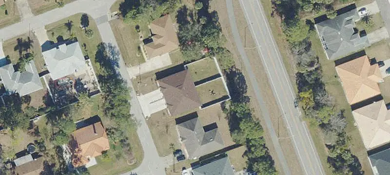 Duplex With Garage