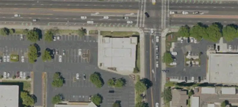 Divisible Freestanding Office Building