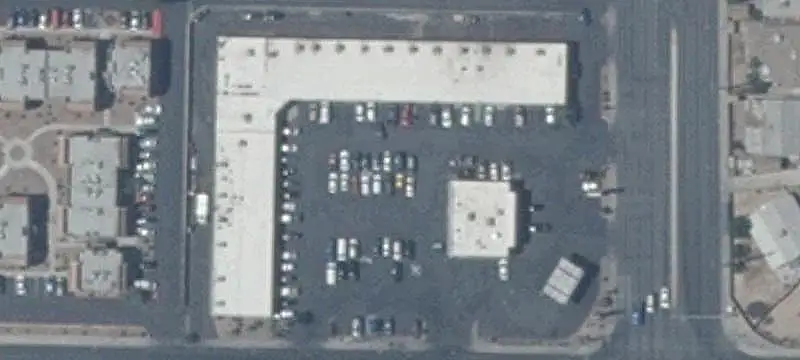 7-Eleven-Anchored Strip Mall