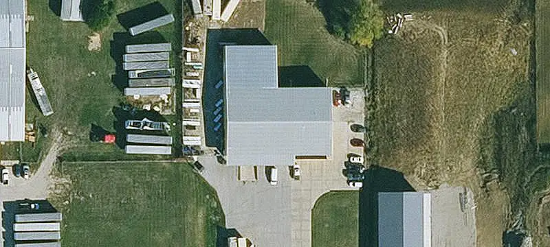 Flex Space With Overhead Door