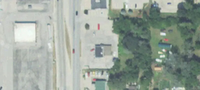 Single-Tenant Restaurant with Pickup Window