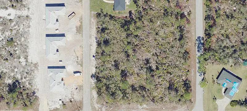 Vacant Land / Lots
