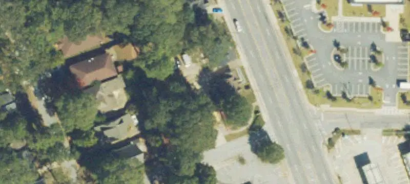 Freestanding Storefront Property