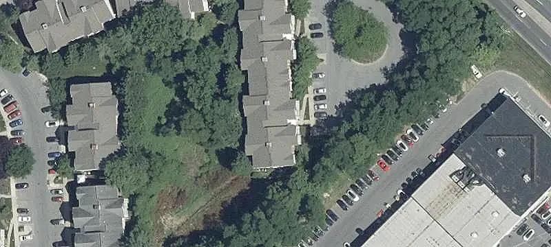 Second-Floor Residential Income Property