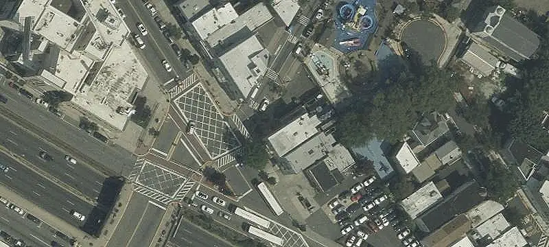 Mixed-Use Property with Restaurant