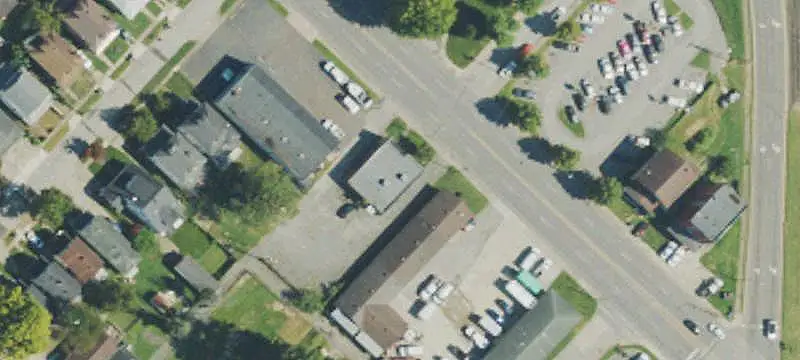 Single-Level Office Building
