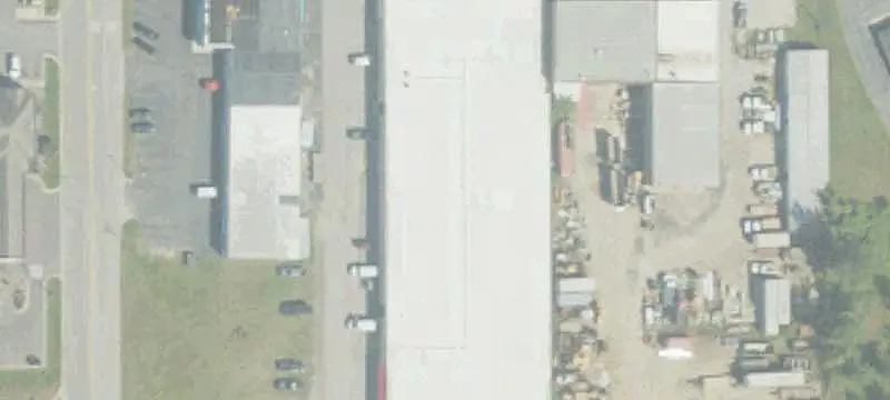 Flex Space with Seven Garage Doors