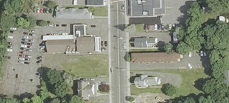 Three-Room Storefront Space
