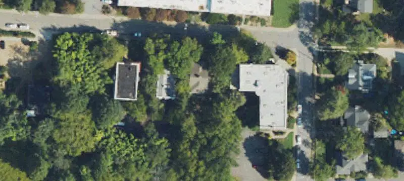 Renovated 6-Unit Apartment Building