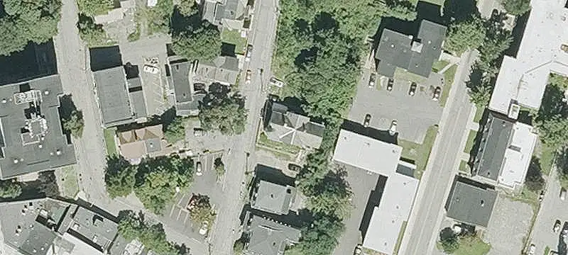 5-Unit Victorian Apartment Building