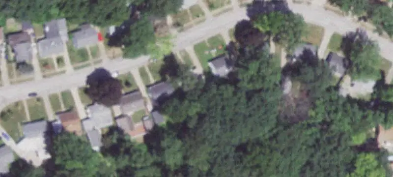 4-Unit Apartment Building