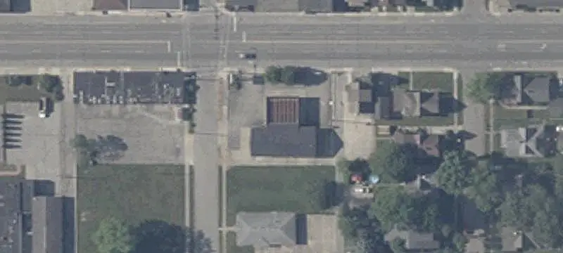 Mixed-Use Commercial Building