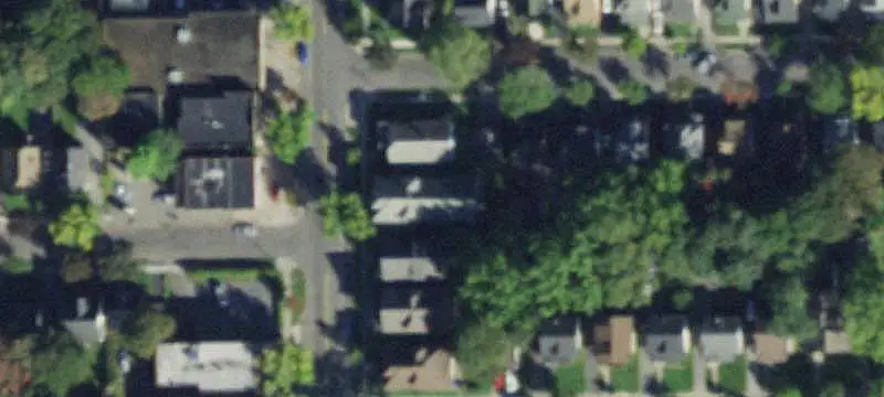 4-Unit Apartment Building