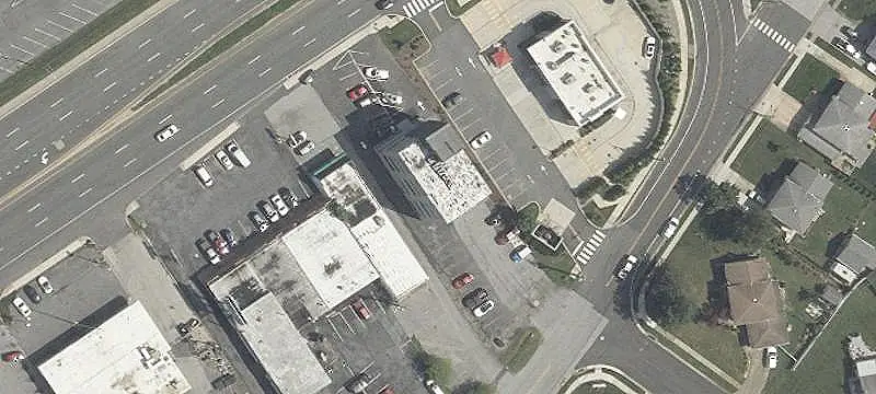 7-Unit Office Building