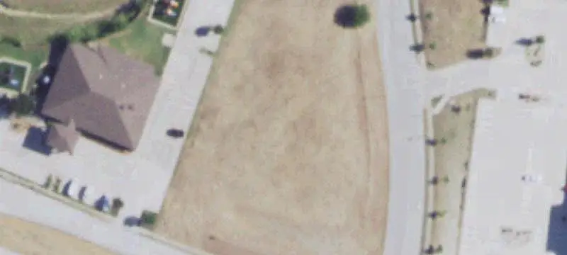Commercial Land
