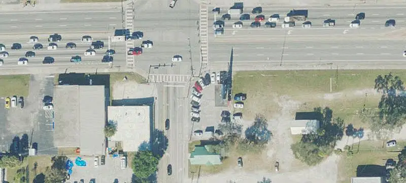 Automotive Property with Billboard Signage
