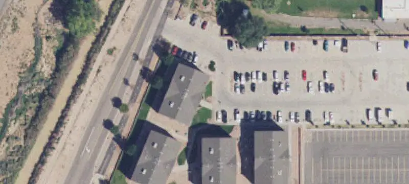 12-Unit Apartment Building