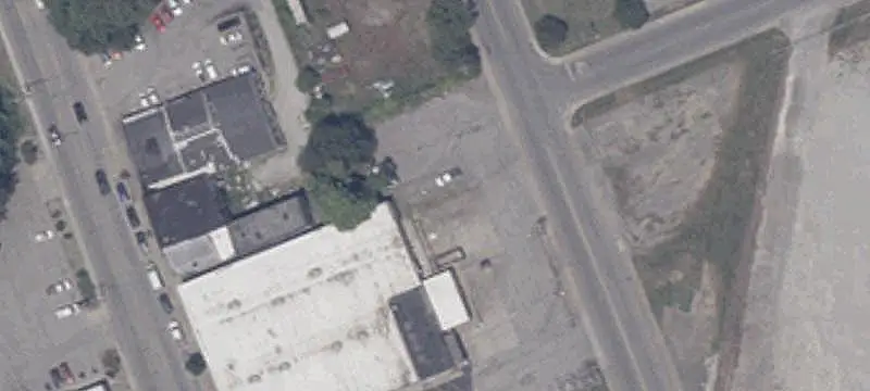 Multi-Tenant Shopping Center