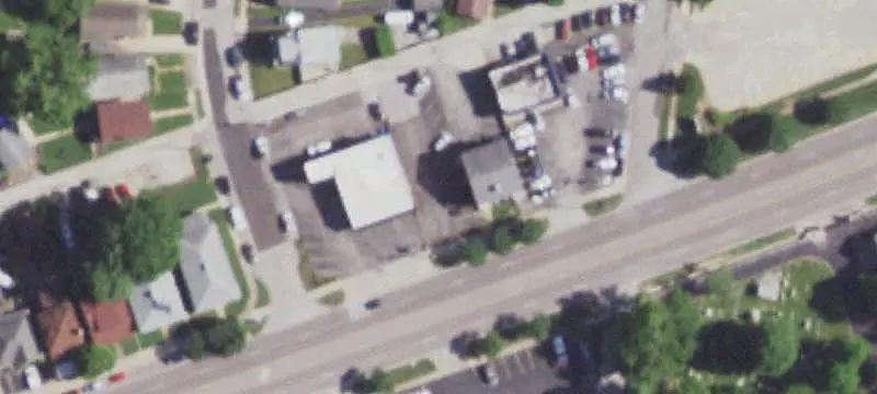 Six-Bay Auto Service Building