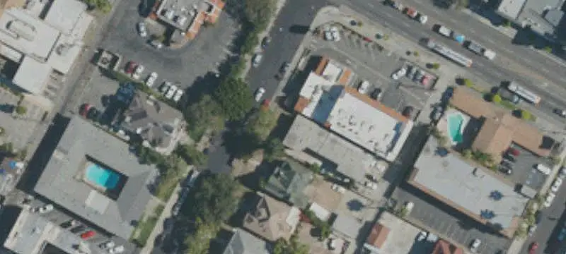 8-Unit Apartment Building