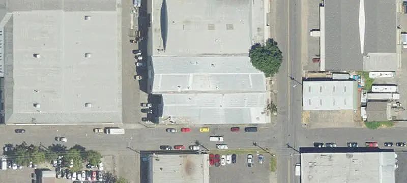 Flex Space with Grade-Level Access