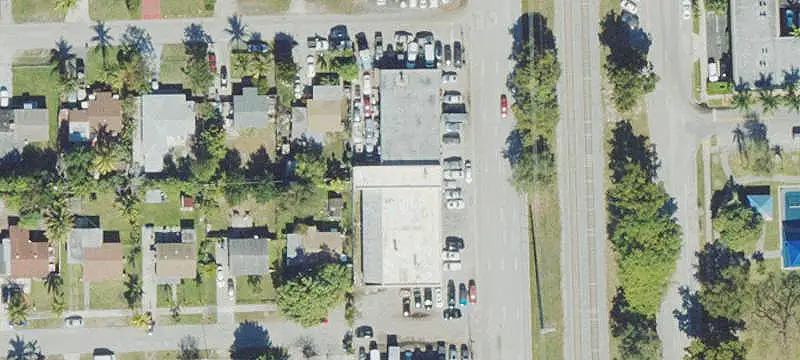 Auto Shop with Spray Booth