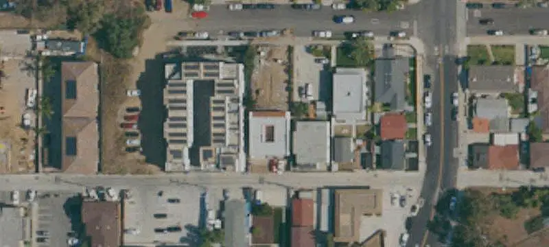 9-Unit Apartment Building with Solar
