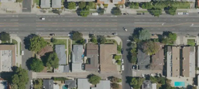 7-Unit Apartment Building with Private Yard