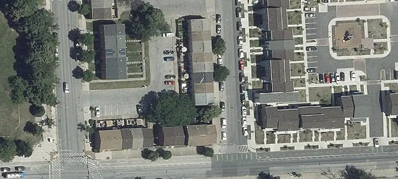 Multi-Suite Retail Space