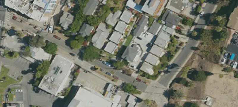 Gated Four-Unit Quadplex