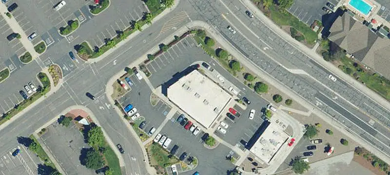 Single-Tenant Retail Space