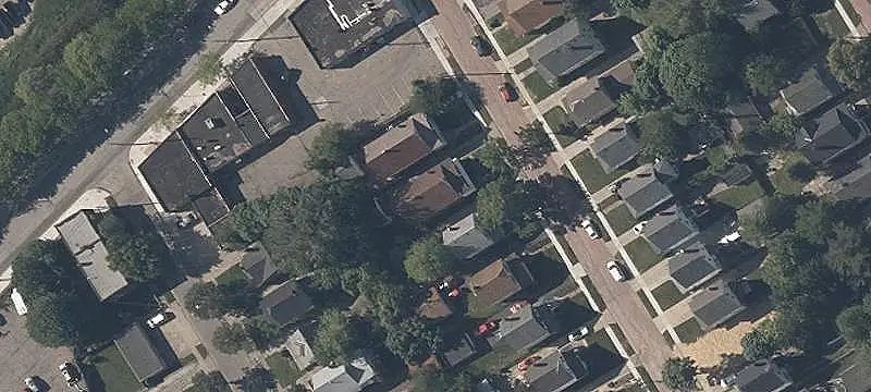 Brick Duplex with Third-Floor Space