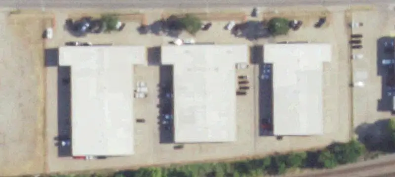 Flex Space with Grade-Level Loading