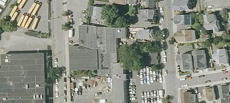 High-Clearance Flex Space