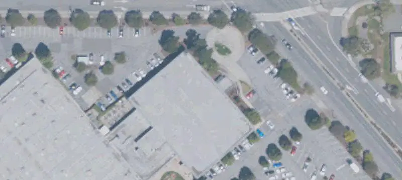 Mixed-Use Facility with Warehouse